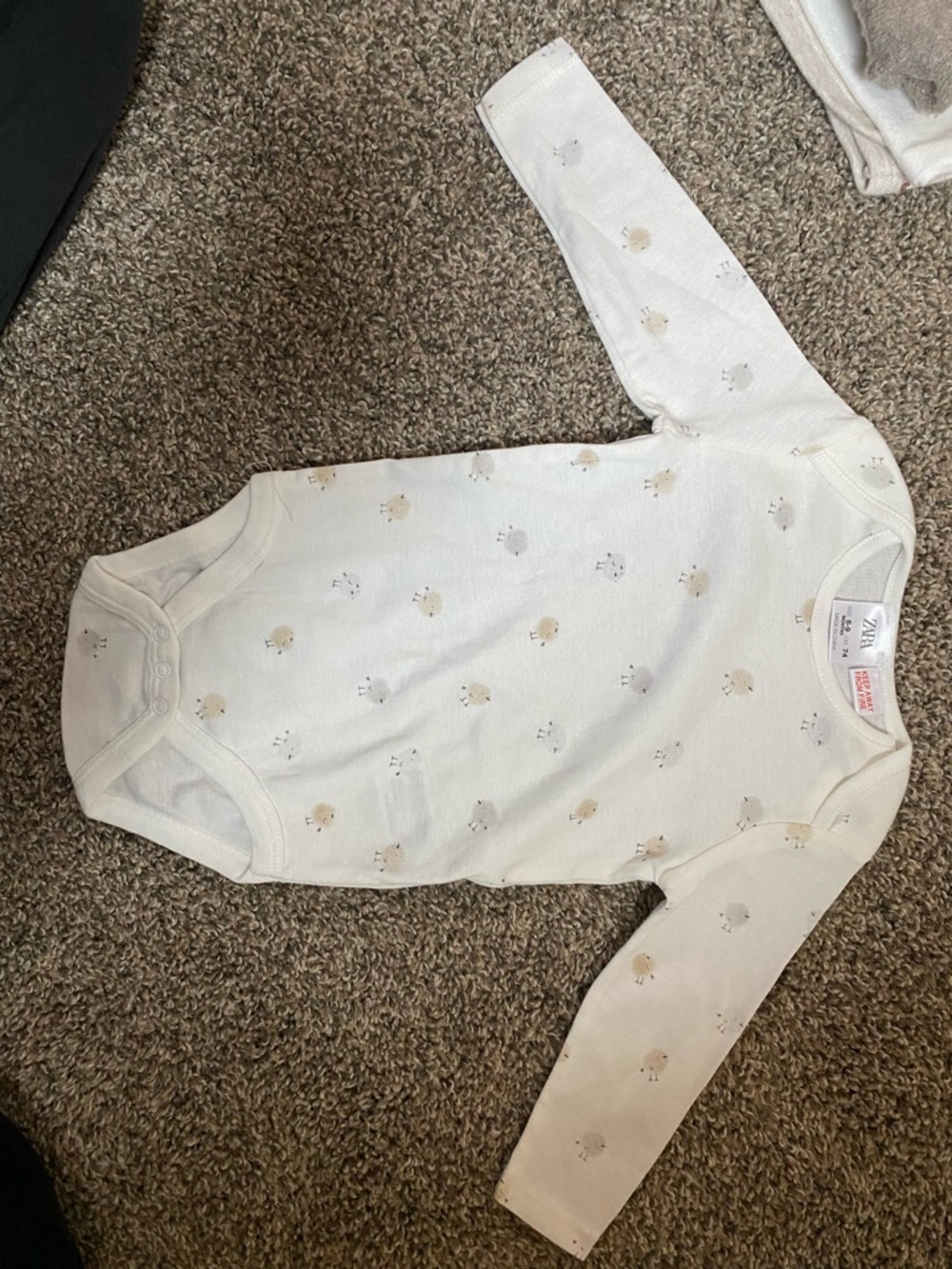 Zara Cream Long Sleeve Baby Bodysuit with Tiny Sheep Print
